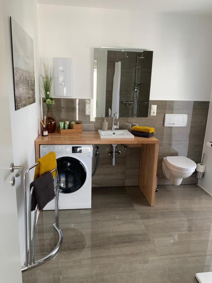Eifel24, Neues Und Barrierefreies Appartement Mit Terrasse Schwirzheim Esterno foto